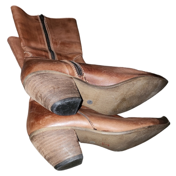 Brown Italian leather mid calf boots - Picture 4 of 11